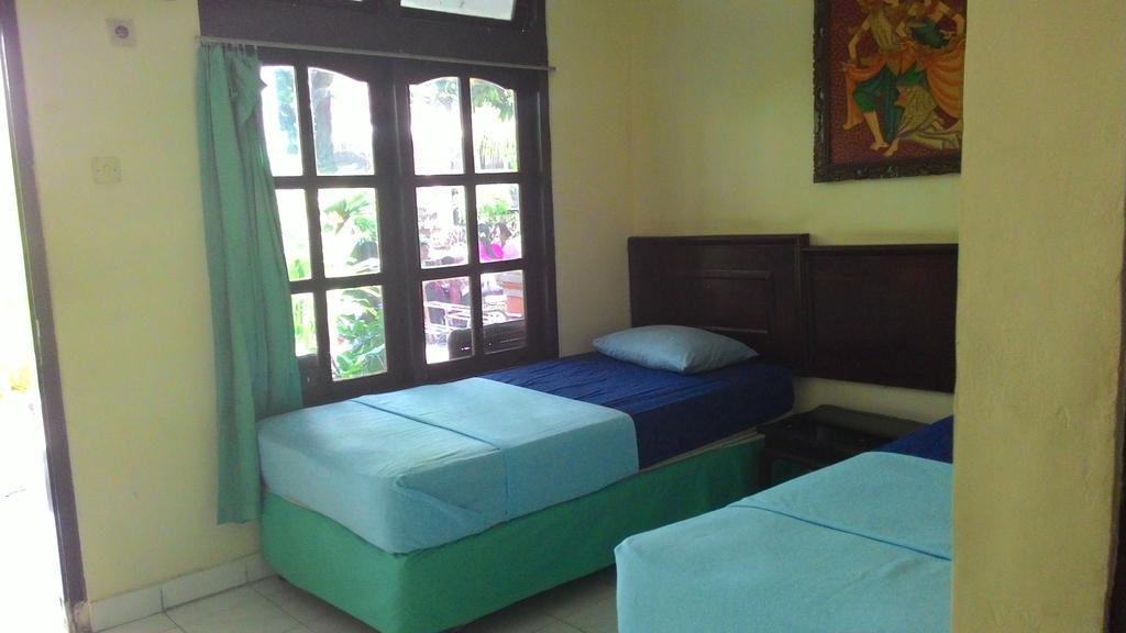 Mahendra Beach Inn Kuta Lombok Buitenkant foto