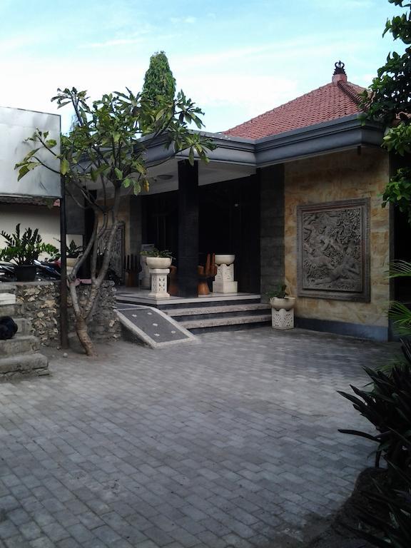 Mahendra Beach Inn Kuta Lombok Buitenkant foto