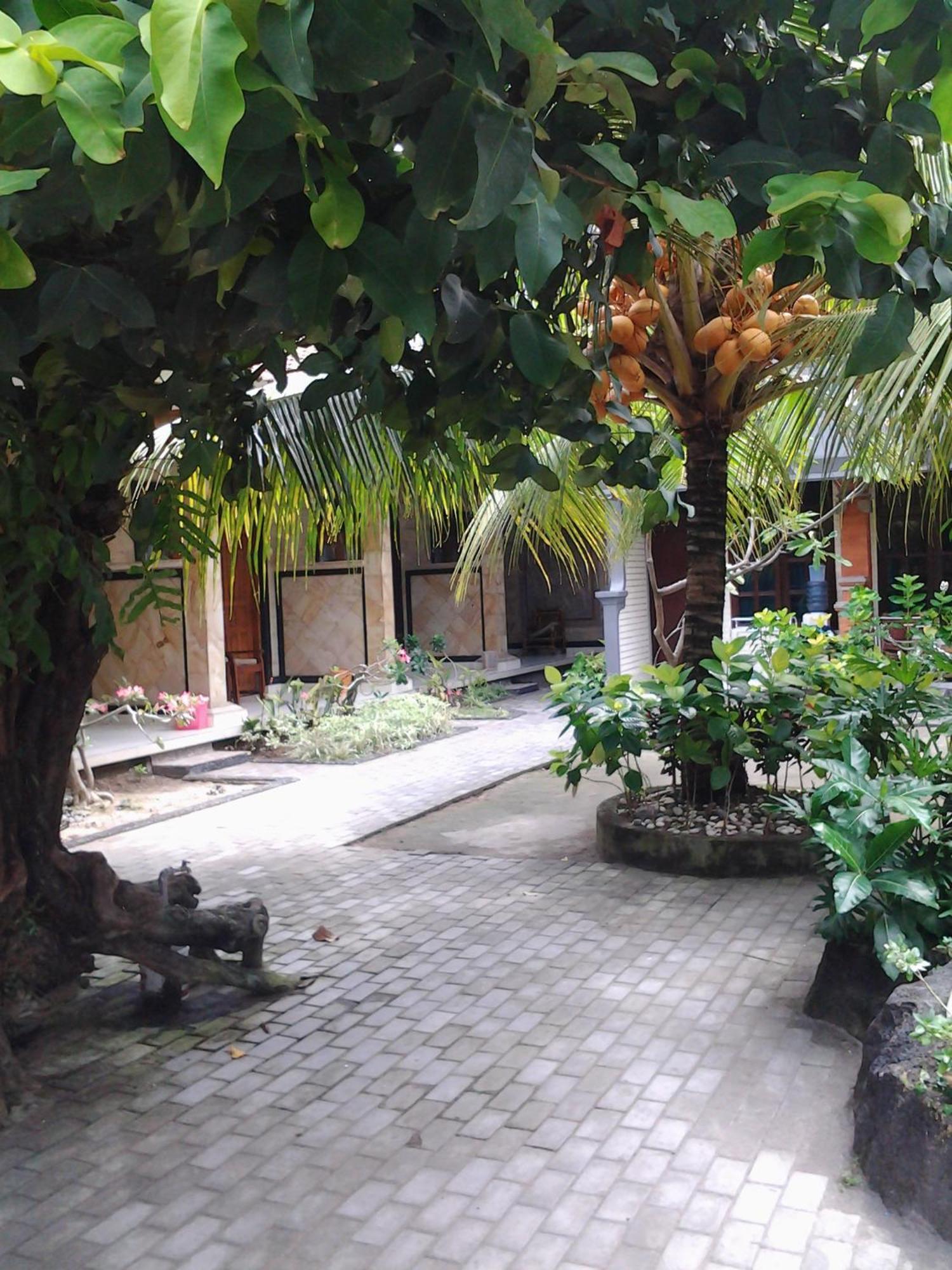 Mahendra Beach Inn Kuta Lombok Buitenkant foto