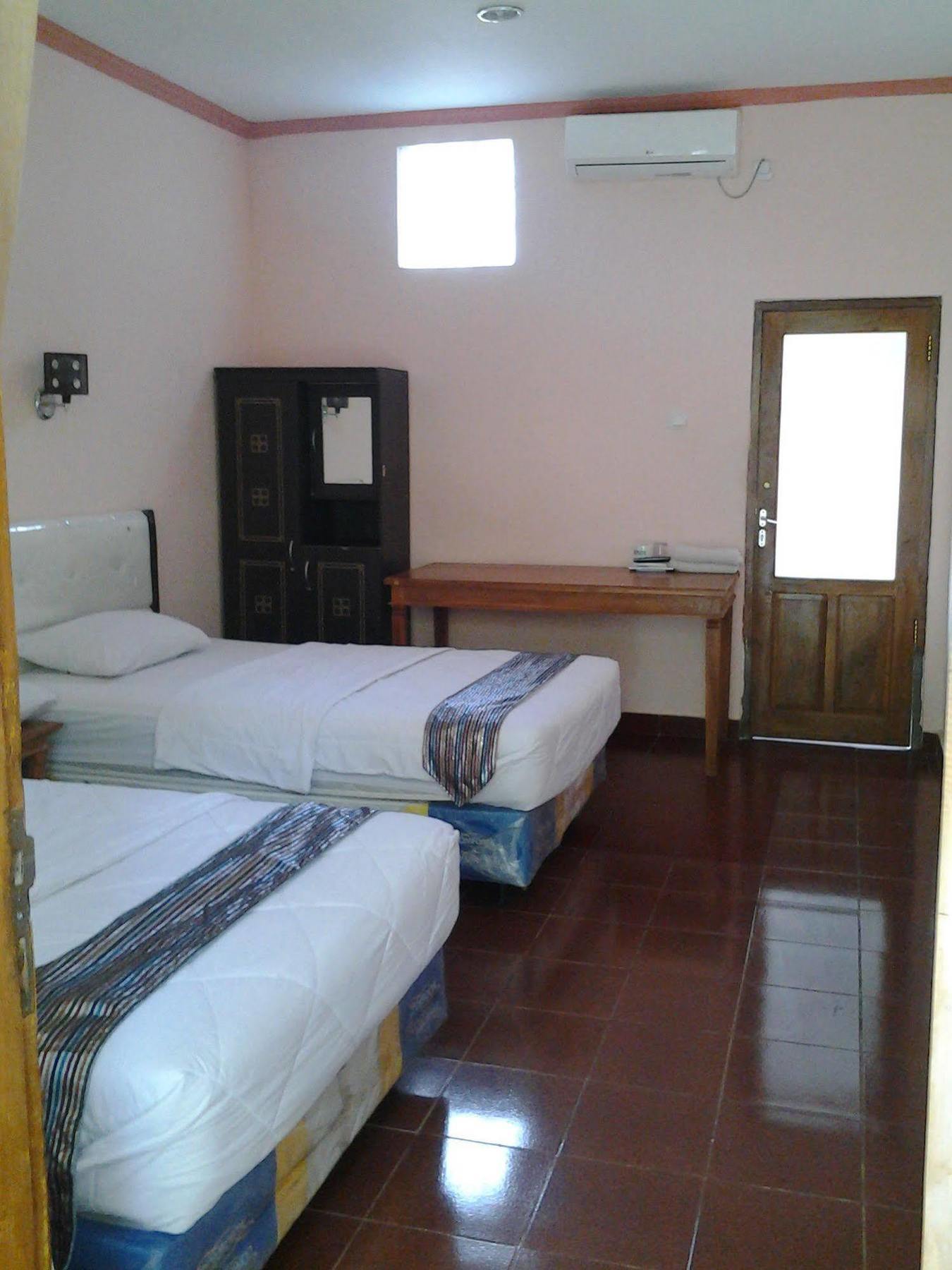 Mahendra Beach Inn Kuta Lombok Buitenkant foto